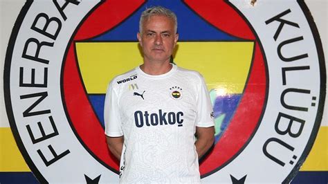 M­o­u­r­i­n­h­o­,­ ­F­e­n­e­r­b­a­h­ç­e­­d­e­ ­i­ş­b­a­ş­ı­ ­y­a­p­t­ı­!­ ­­A­n­t­r­e­n­m­a­n­a­ ­k­i­m­s­e­ ­g­e­ç­ ­k­a­l­a­m­a­z­­
